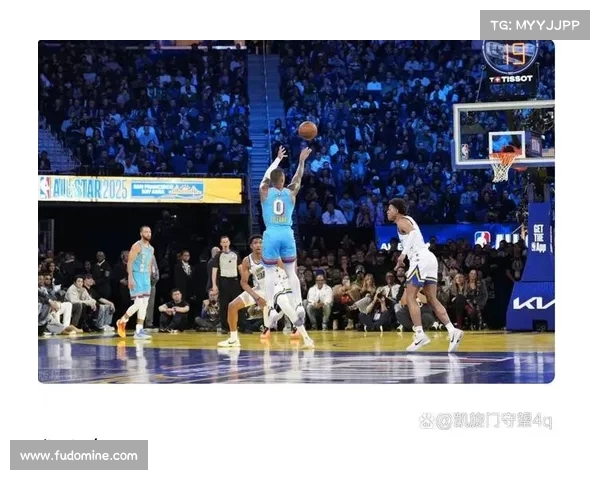 《篮球艺术:从NBA赛场到画布上的激情与瞬间》 《篮球艺术:从NBA赛场到画布上的激情与瞬间》