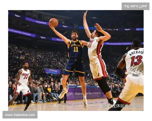 NBA比赛每节比分详解:深入分析各队在四节中的表现与得分波动 NBA比赛每节比分详解:深入分析各队在四节中的表现与得分波动